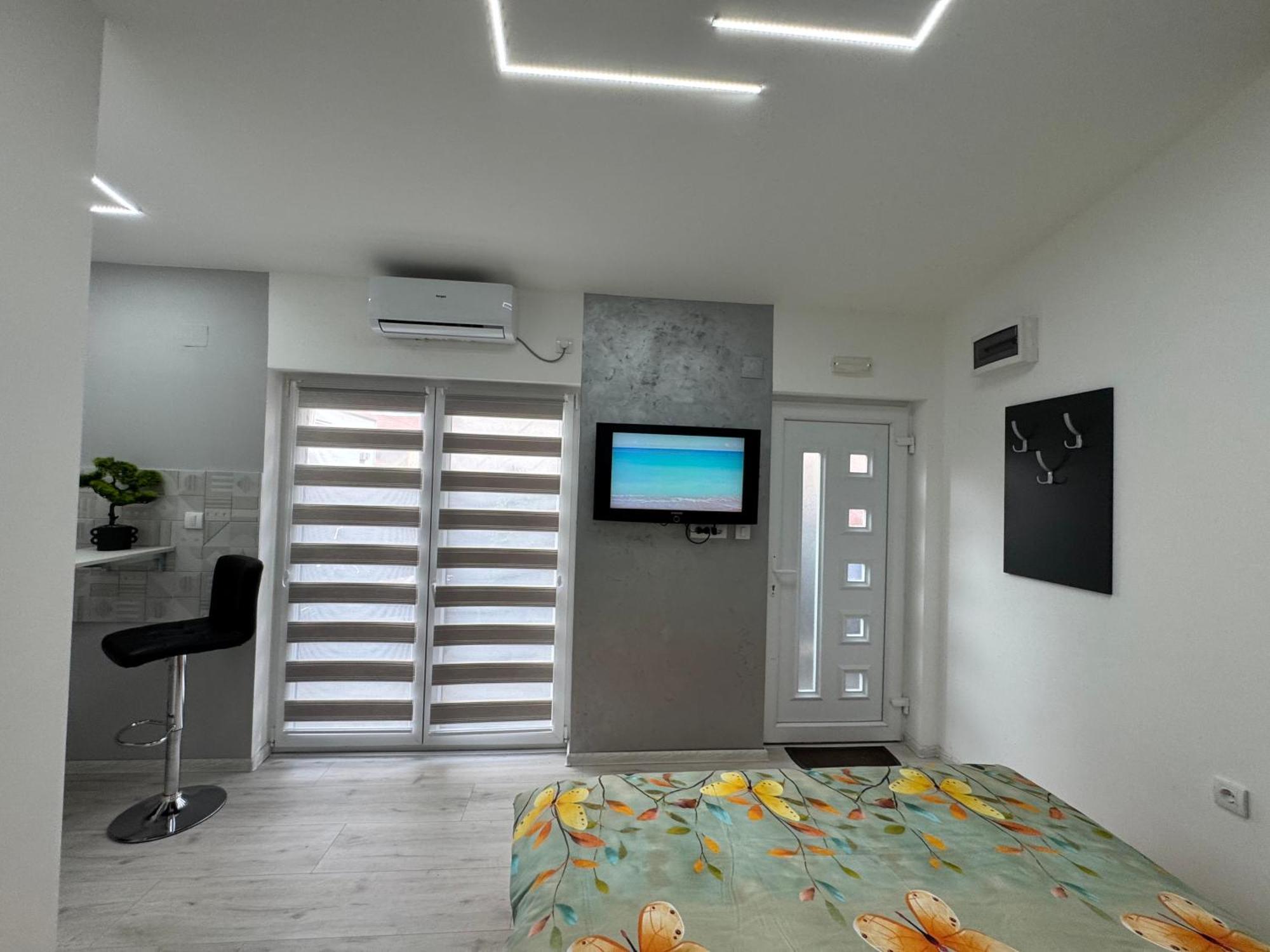 Mitic Apartmani 1 Ni Exterior foto